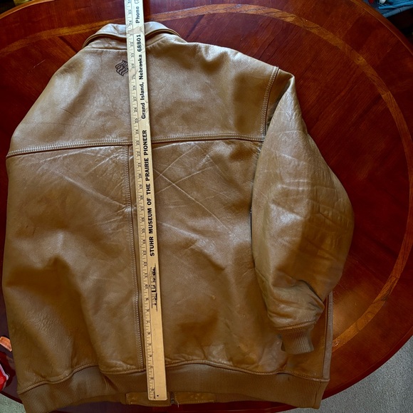 Men’s pre-owned Vintage Tan Rocawear Lamb’s Leather Bomber Coat - Picture 10 of 16
